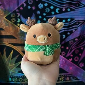 4” capsule Christmas Squishmallow